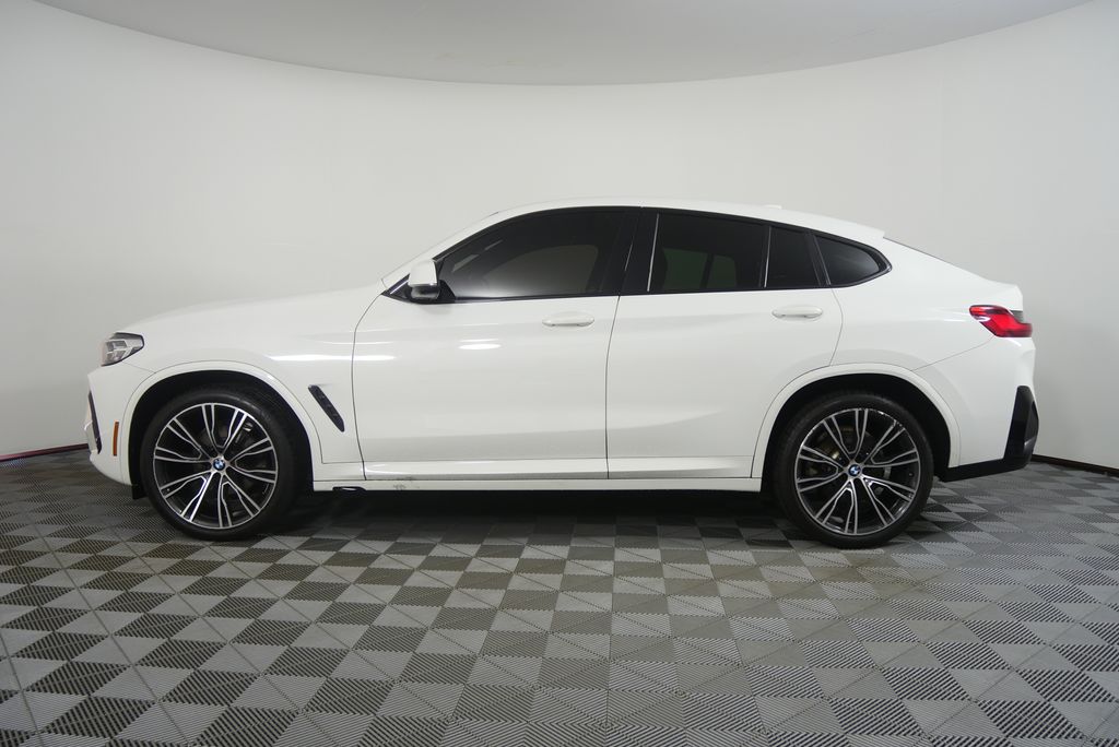 Thumbnail: 2022 BMW X4 - 6