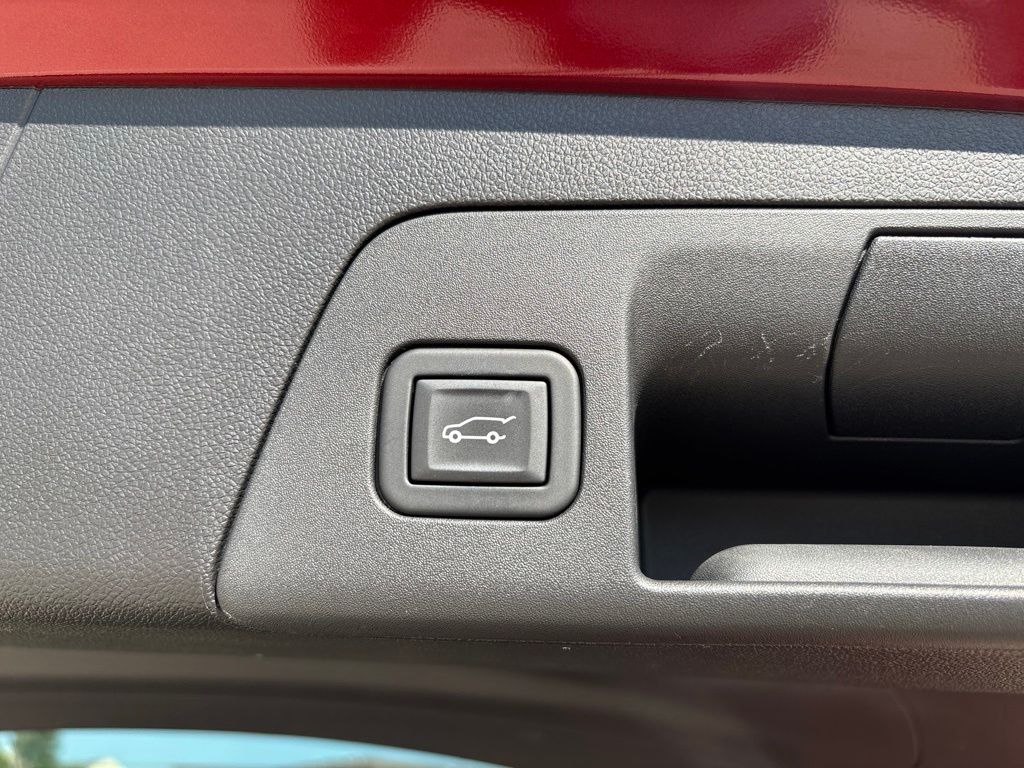 Used 2023 Buick Envision SUV