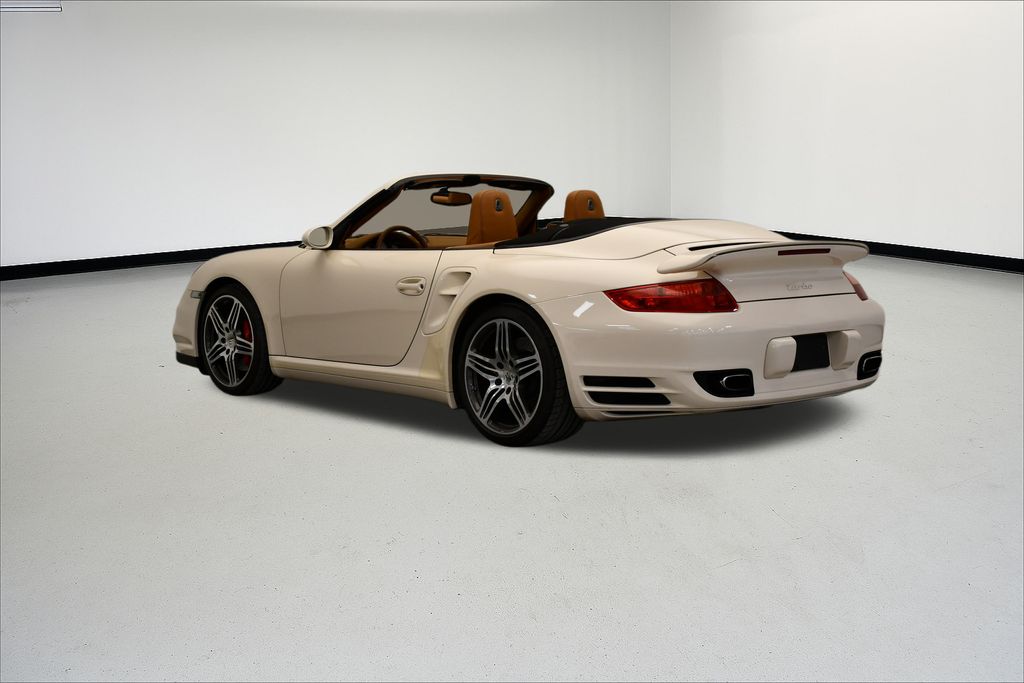 Thumbnail: 2009 Porsche 911 - 13