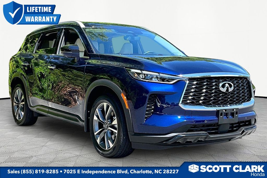 2025 INFINITI QX60 LUXE