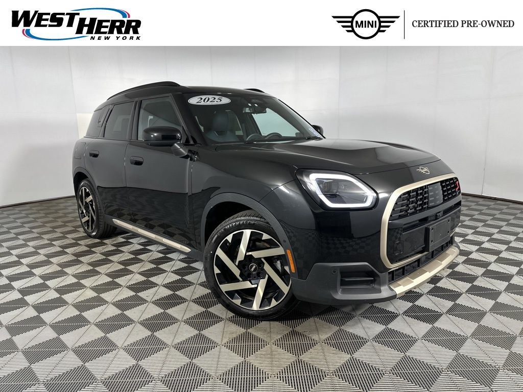 2025 MINI Countryman S ALL4's photo