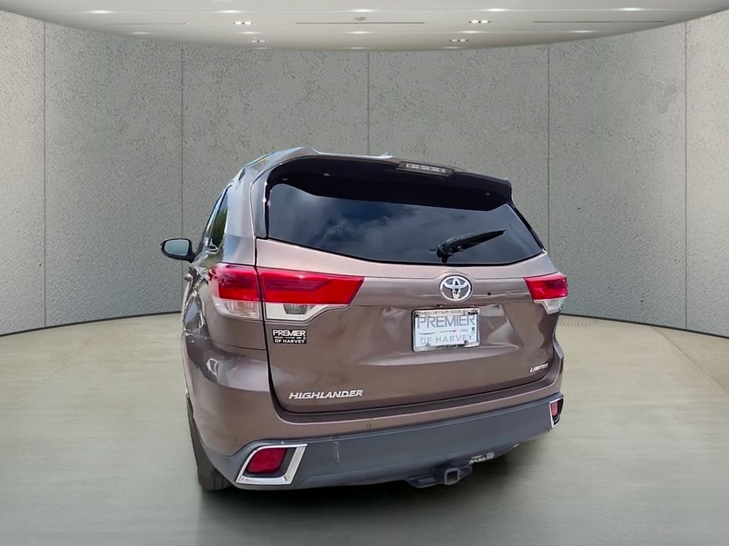 Used 2019 Toyota Highlander SUV