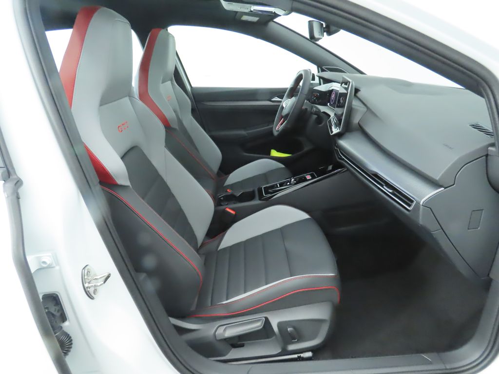 Thumbnail: 2025 Volkswagen Golf - 21