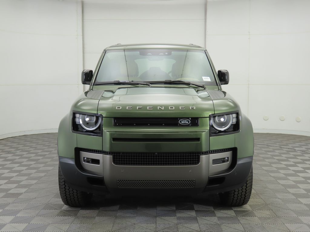 Used 2026 Green Land Rover S image 2