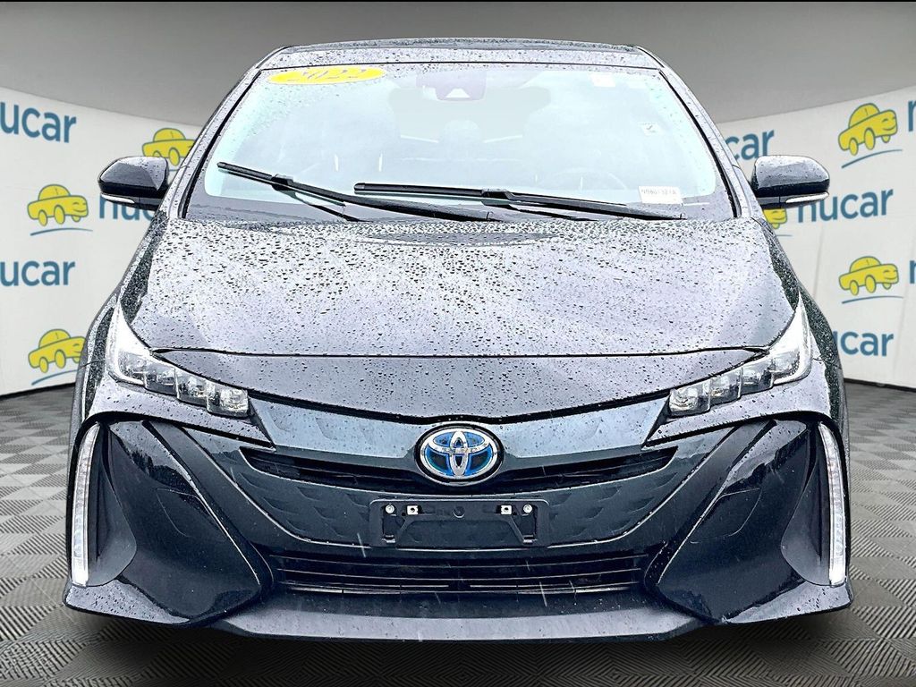 2022 Toyota Prius Prime — photo 2