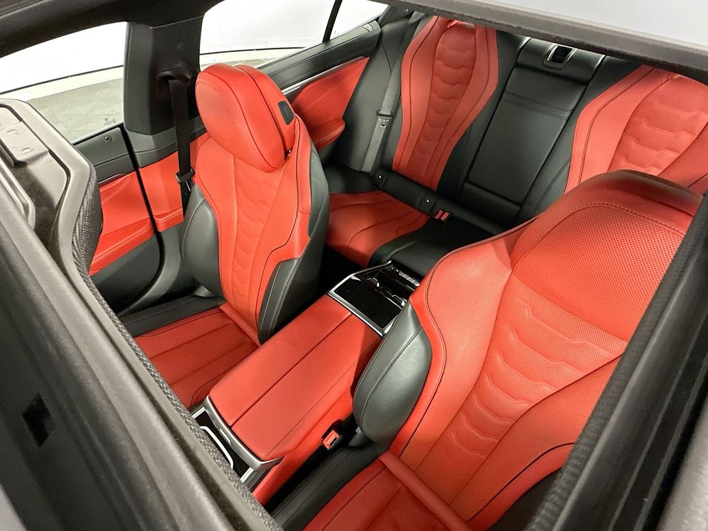 Thumbnail: 2025 BMW 8 Series - 22