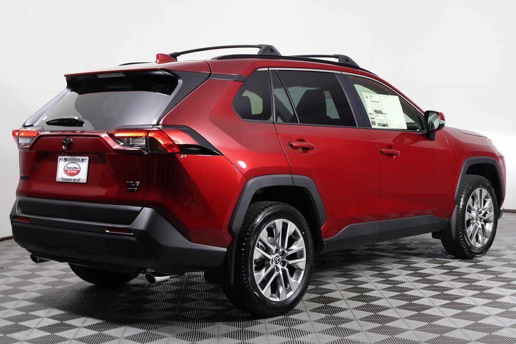 Thumbnail: 2025 Toyota RAV4 - 2