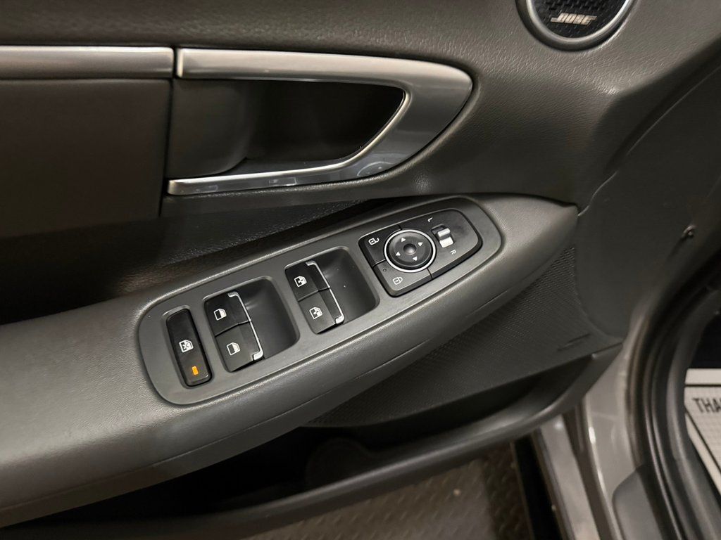 used 2022 Hyundai Sonata car, priced at $13,999