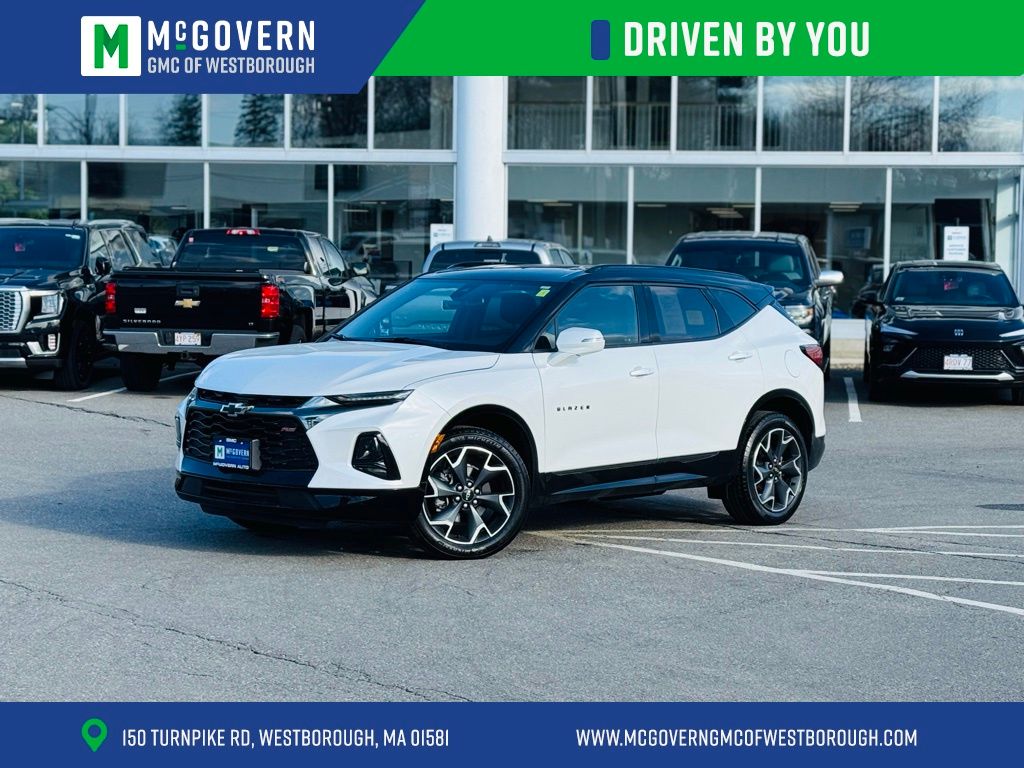 White (Iridescent Pearl Tricoat) 2022 Chevrolet Blazer RS AWD SUV / Crossover All-Wheel Drive 9-Speed Automatic Overdrive