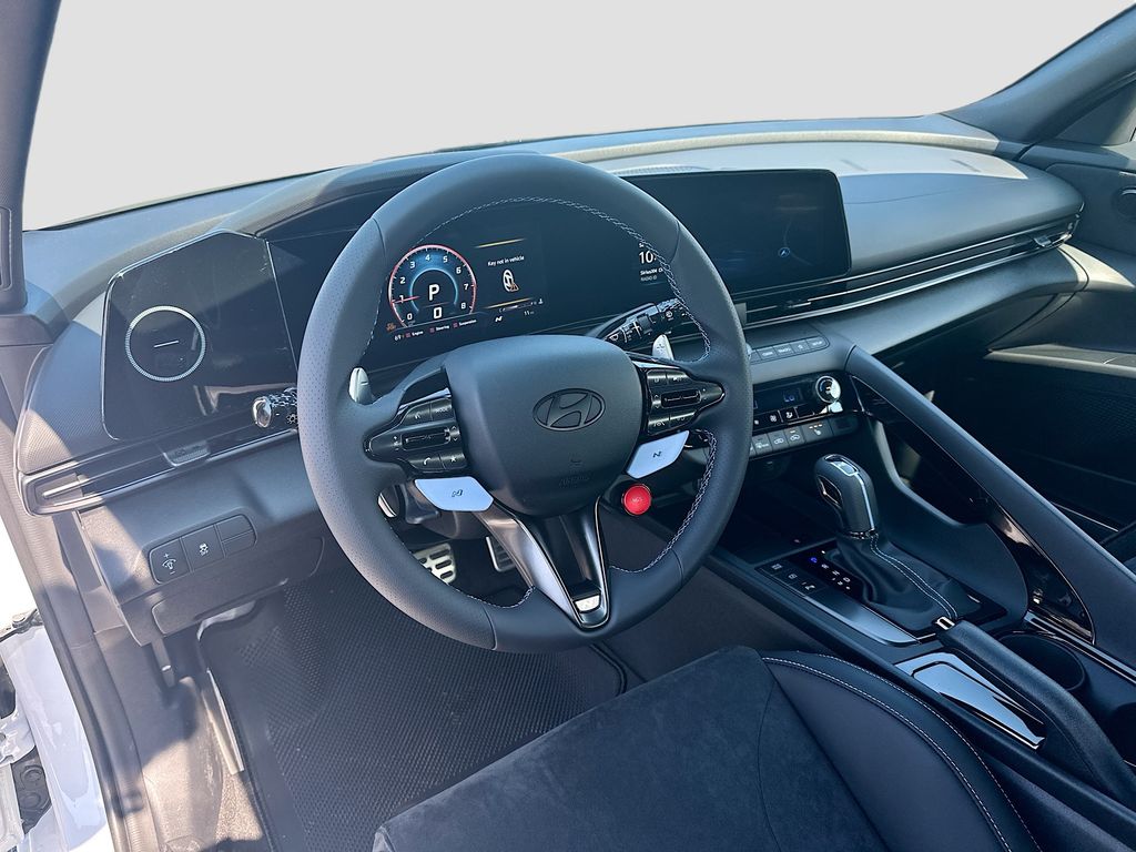 Thumbnail: 2025 Hyundai Elantra - 9