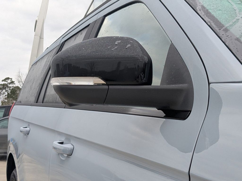 2026 Ford Expedition Max Platinum MAX