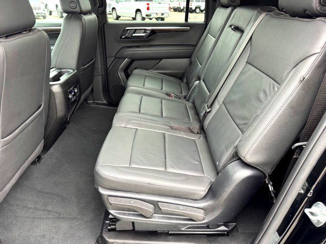 Used Car 2025 Chevrolet Suburban  Z71 For Sale Under $70,000 In Austin, Texas