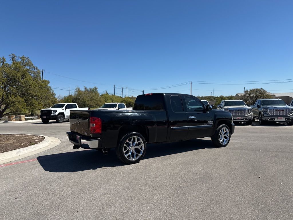 Used Car 2011 Chevrolet Silverado 1500  Lt For Sale Under $15,000 In Austin, Texas