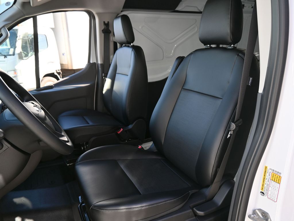 2024 Ford Transit 250