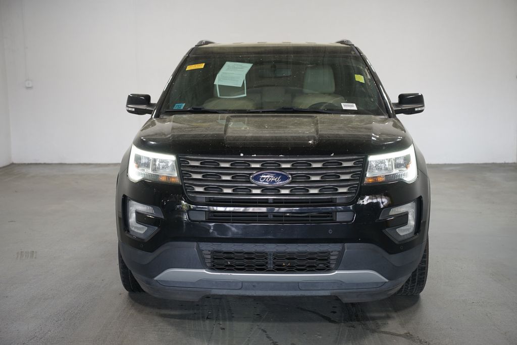 Thumbnail: 2016 Ford Explorer - 2