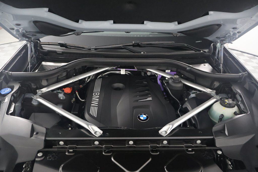 2026 BMW X7 xDrive40i 10