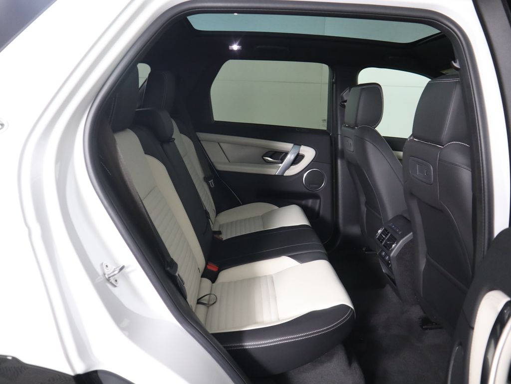 Thumbnail: 2025 Land Rover Discovery Sport - 24