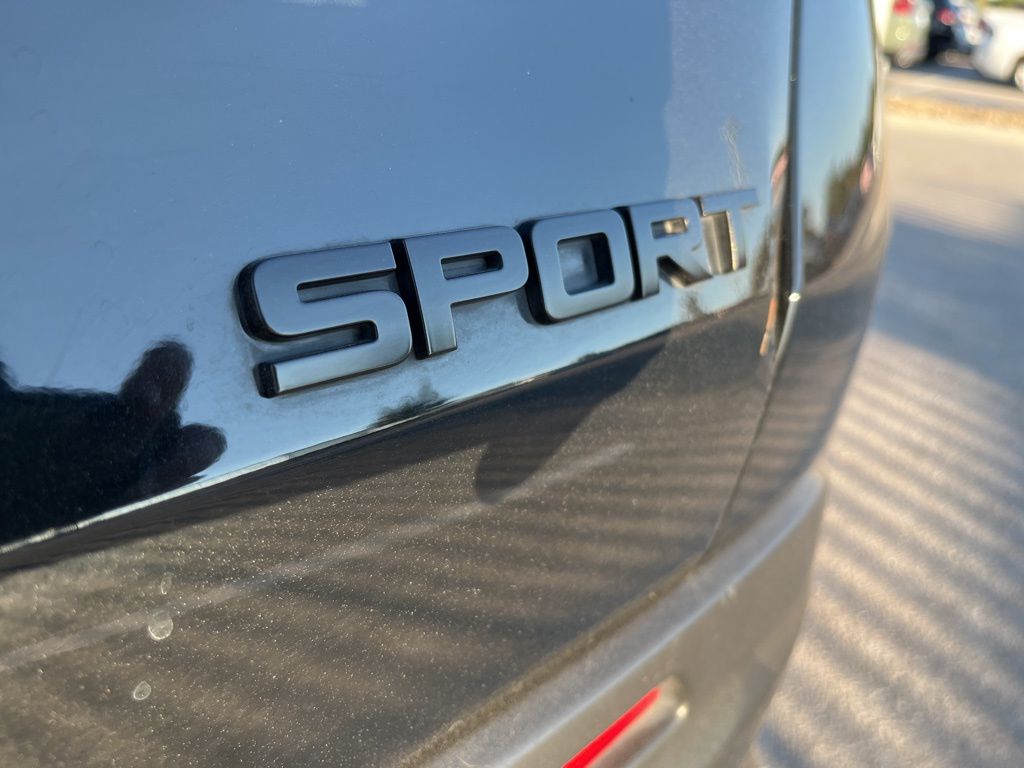 Thumbnail: 2025 Honda HR-V - 8