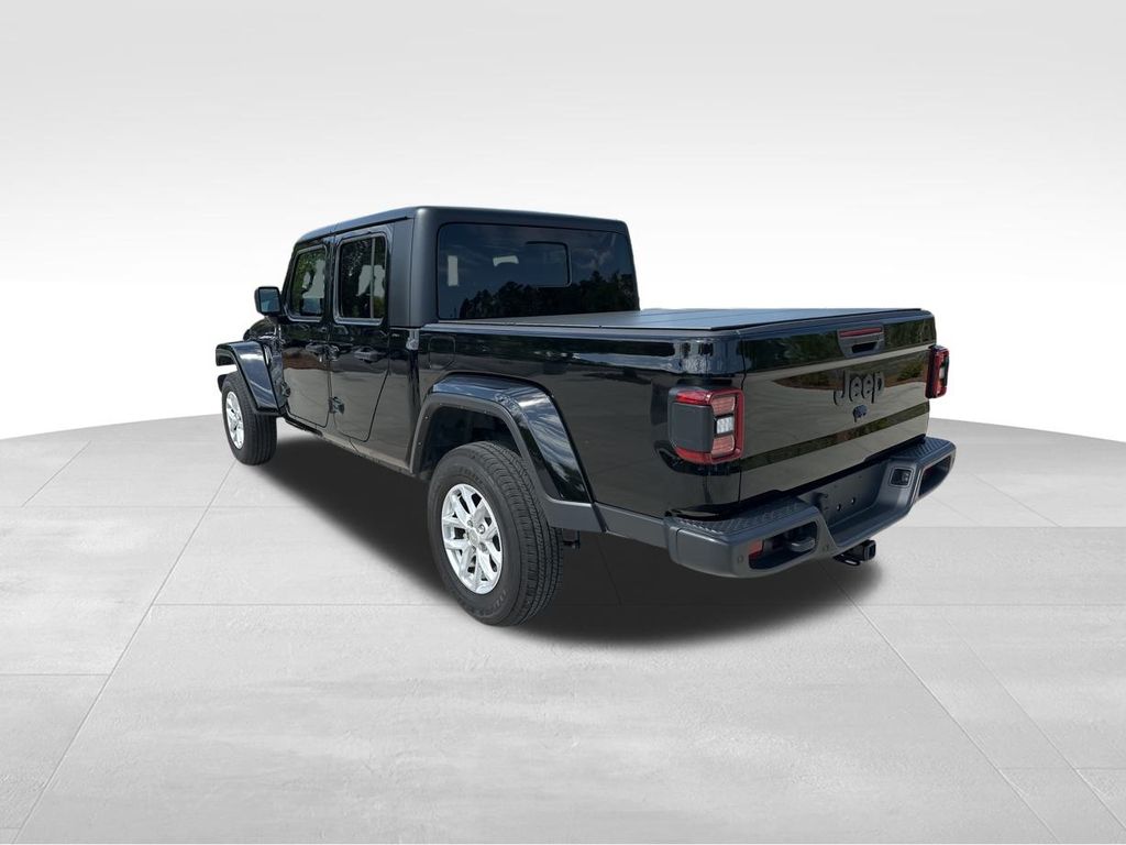 2023 Black Clearcoat Jeep Gladiator Sport 4X4 Truck
