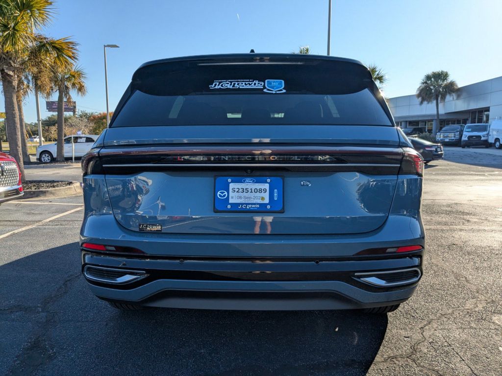 2025 Lincoln Nautilus Reserve