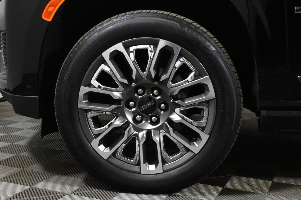 2024 GMC Yukon Denali Ultimate 12