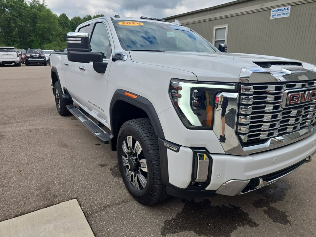 2024 GMC Sierra 3500HD Denali 59