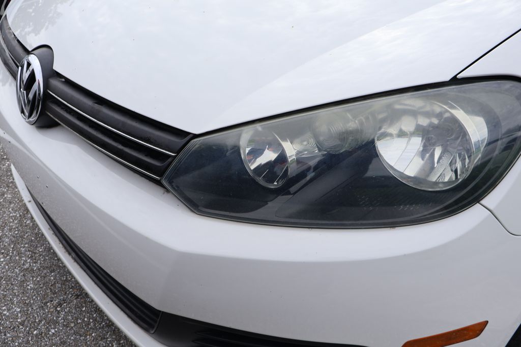 Thumbnail: 2012 Volkswagen Jetta - 3