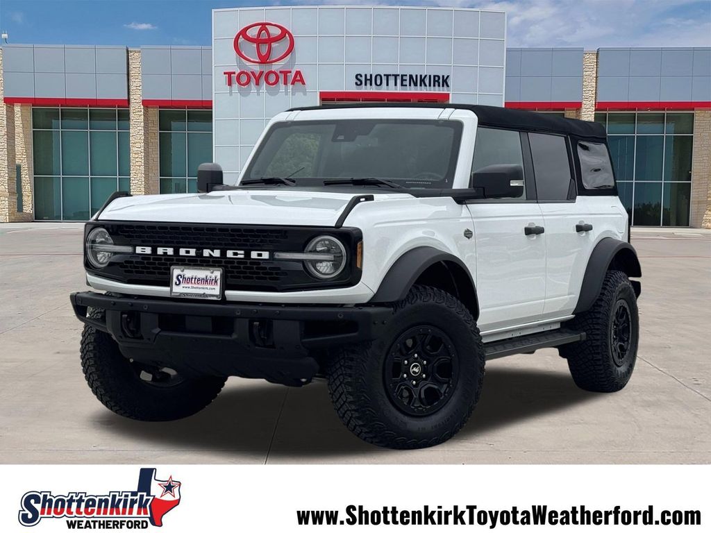 2024 Ford Bronco Wildtrak 4x4's photo