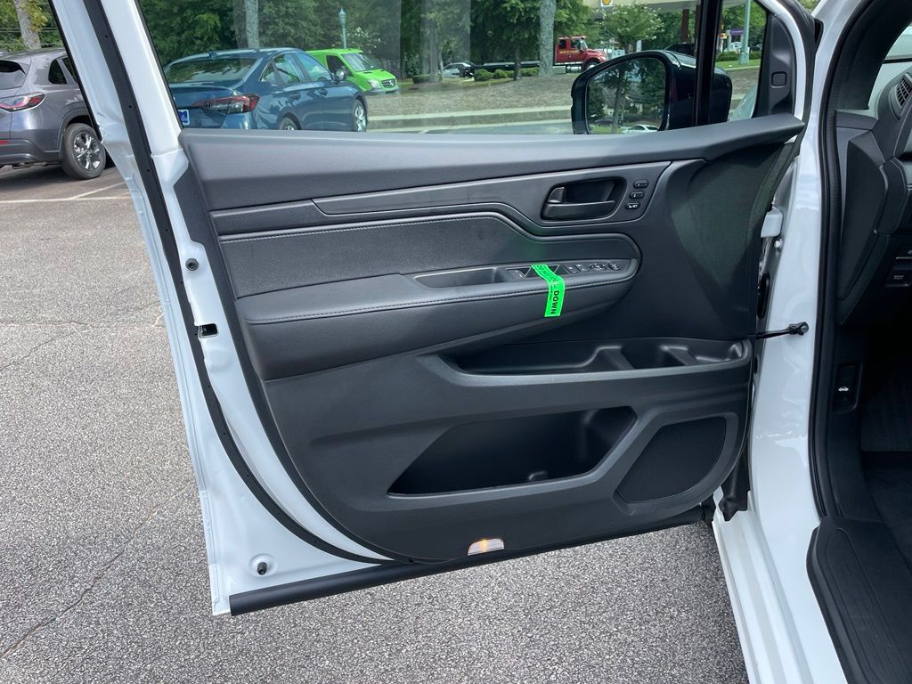Thumbnail: 2026 Honda Odyssey - 23