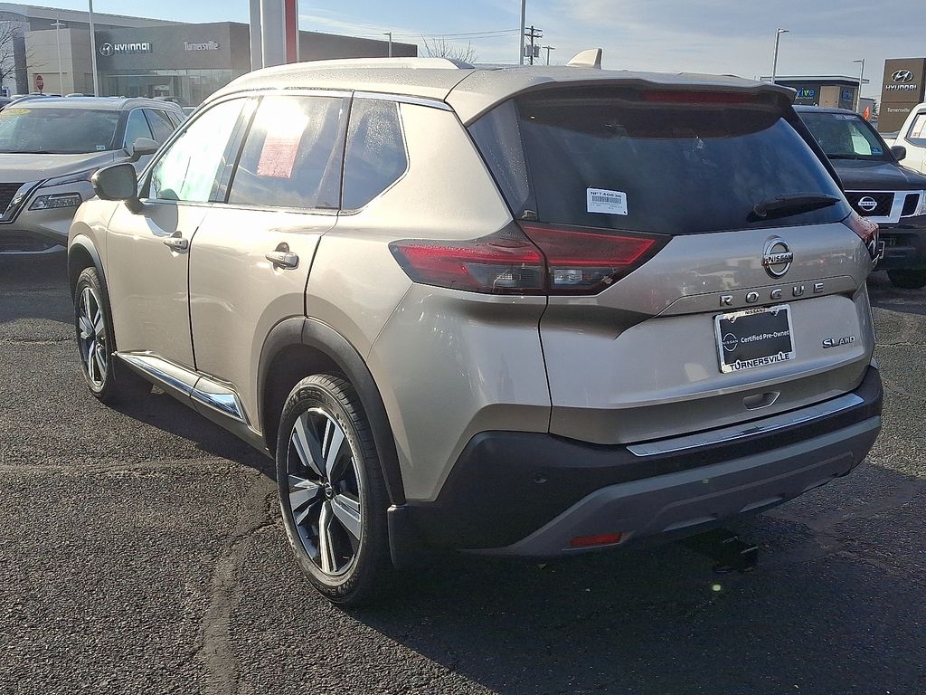 Thumbnail: 2021 Nissan Rogue - 4