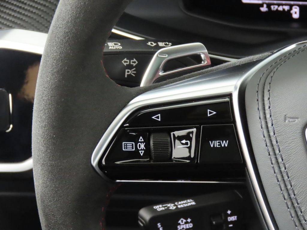 Thumbnail: 2026 Audi RS 6 - 14