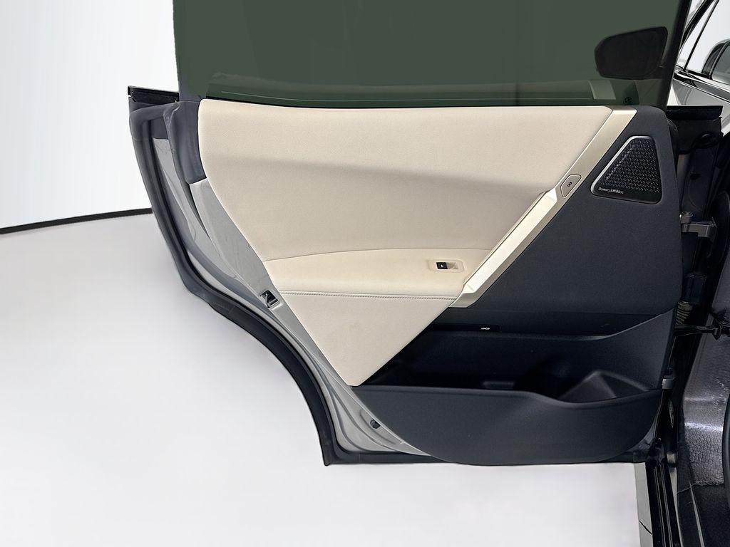 Thumbnail: 2023 BMW iX - 25
