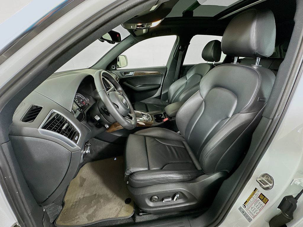 Thumbnail: 2016 Audi Q5 - 21