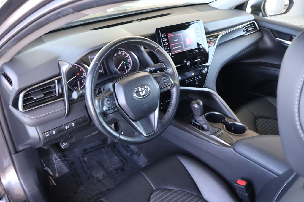 2023 Toyota Camry SE 9