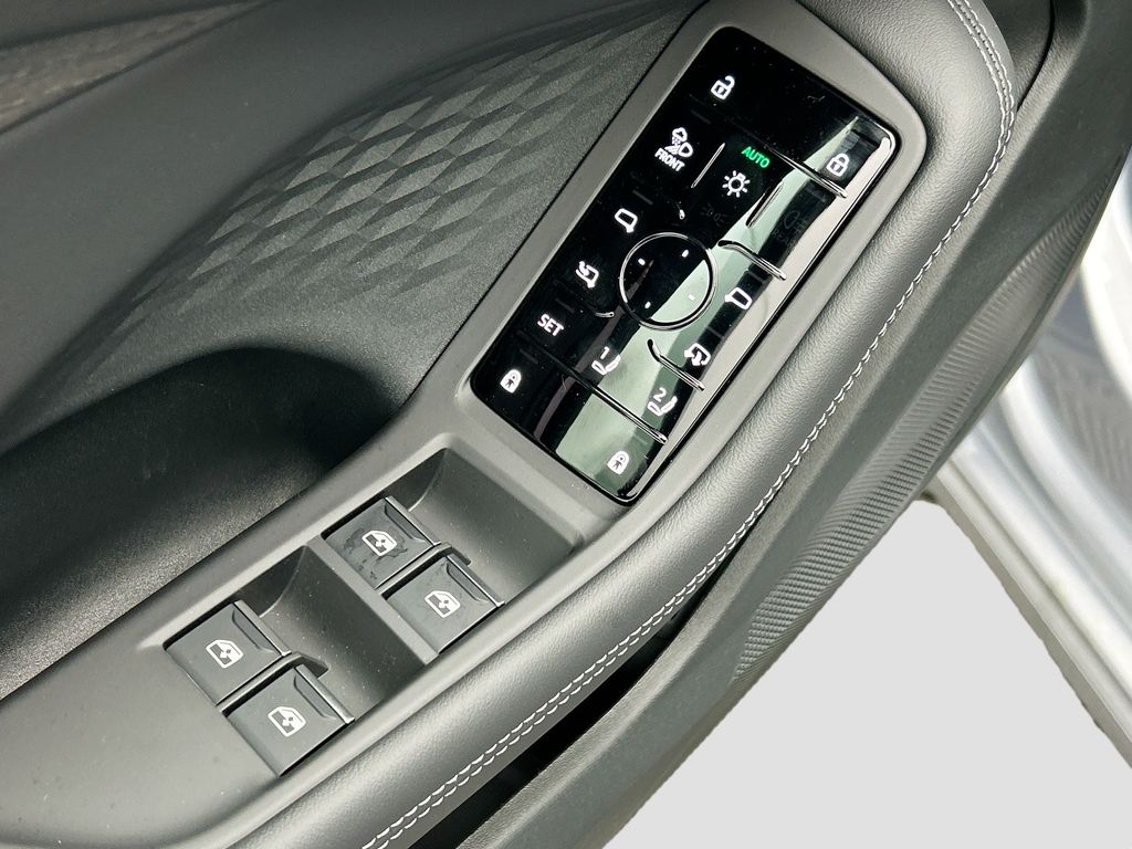 Thumbnail: 2025 Audi A5 - 23