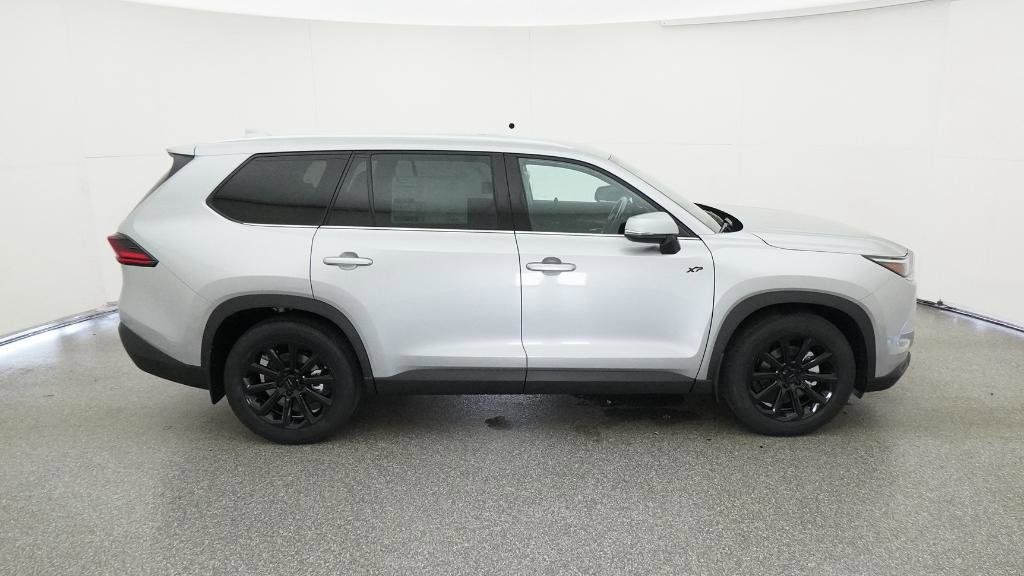 Thumbnail: 2025 Toyota Grand Highlander - 13