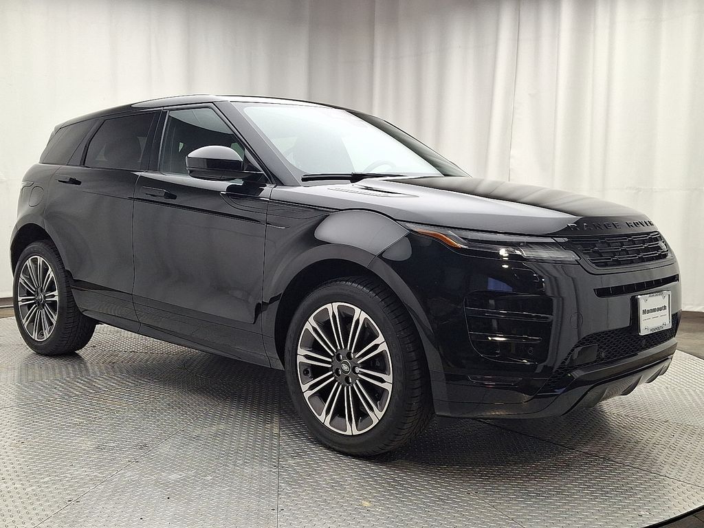 Thumbnail: 2025 Land Rover Range Rover Evoque - 3