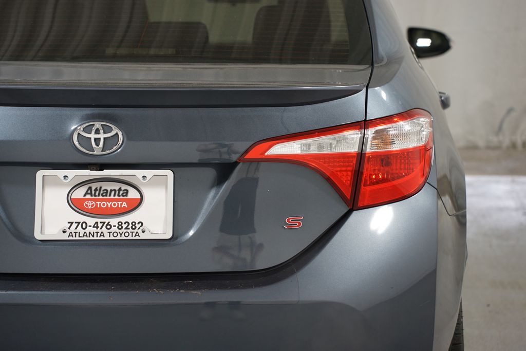 Thumbnail: 2016 Toyota Corolla - 10