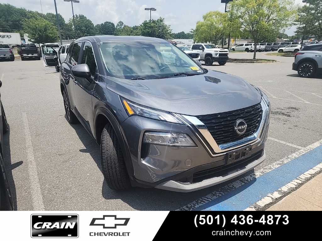 2023 Nissan Rogue SV FWD   