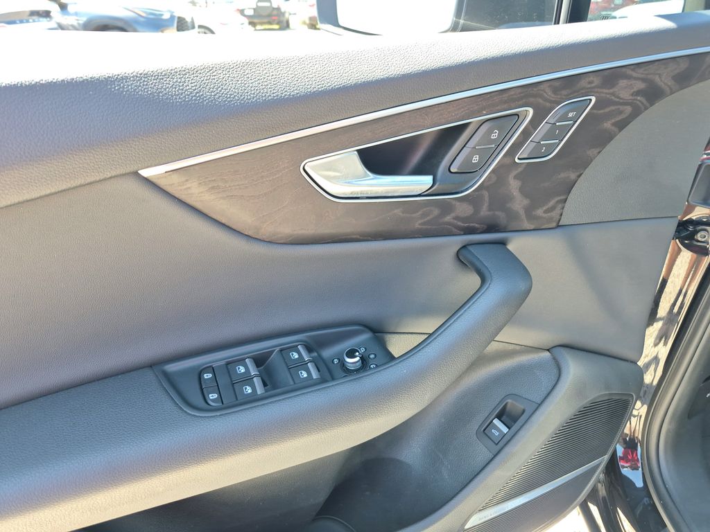 2021 Audi Q7 55 Premium Plus Black at Ultimate Motorsports
