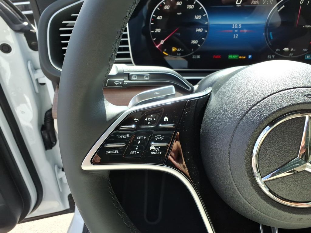 New 2026 White Mercedes-Benz GLE 450e image 20