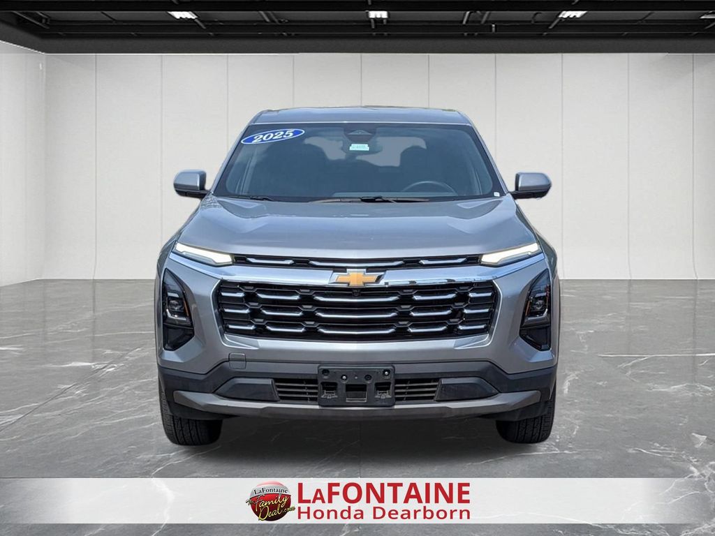 2025 Chevrolet Equinox LT - Photo 8