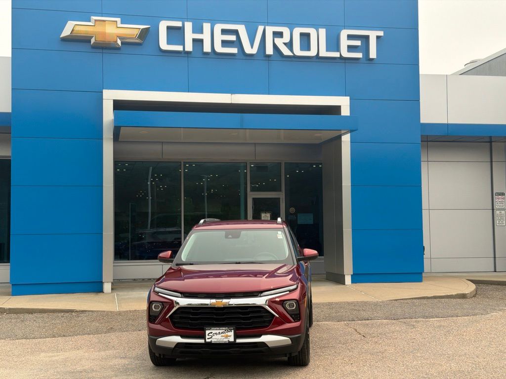 Red (Crimson) 2025 Chevrolet Trailblazer SUV / Crossover Four-Wheel Drive 9-Speed Automatic