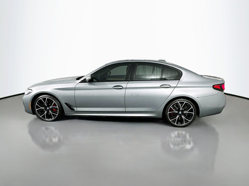 Thumbnail: 2023 BMW 5 Series - 8
