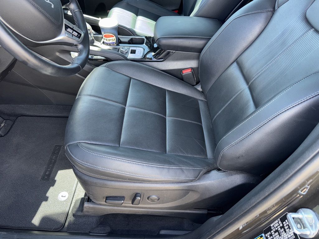 Thumbnail: 2022 Kia Telluride - 2