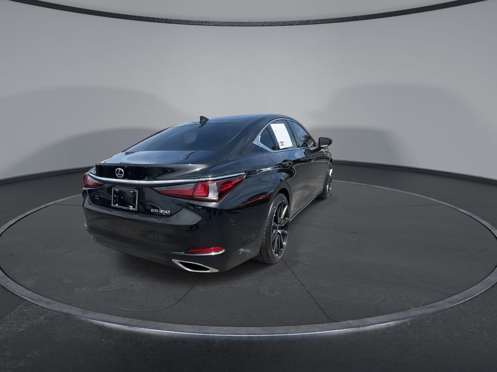 Thumbnail: 2023 Lexus ES - 7
