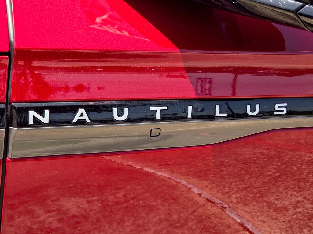 2026 Lincoln Nautilus Reserve Red at Cook Ford