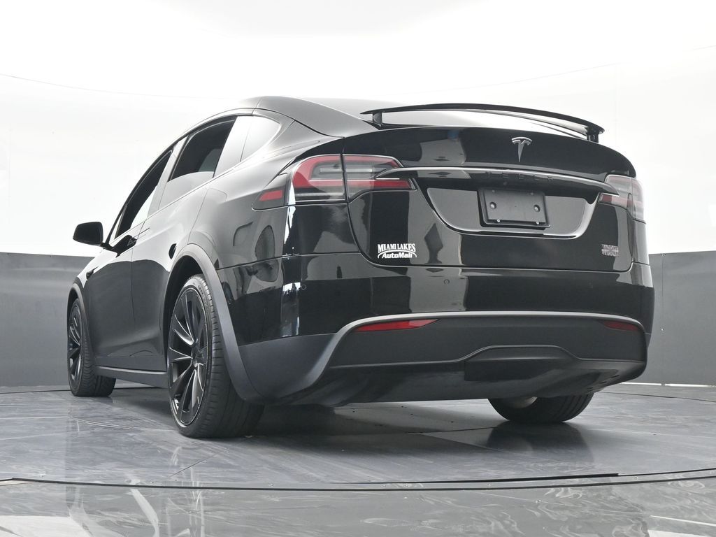 Used 2022 Black Tesla Plaid image 54