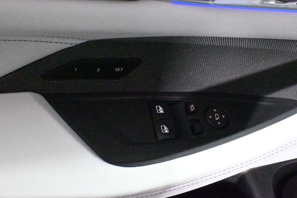 Thumbnail: 2021 BMW M4 - 30