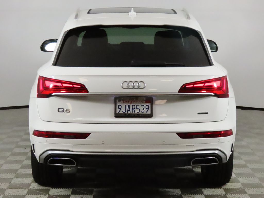 Thumbnail: 2023 Audi Q5 - 4